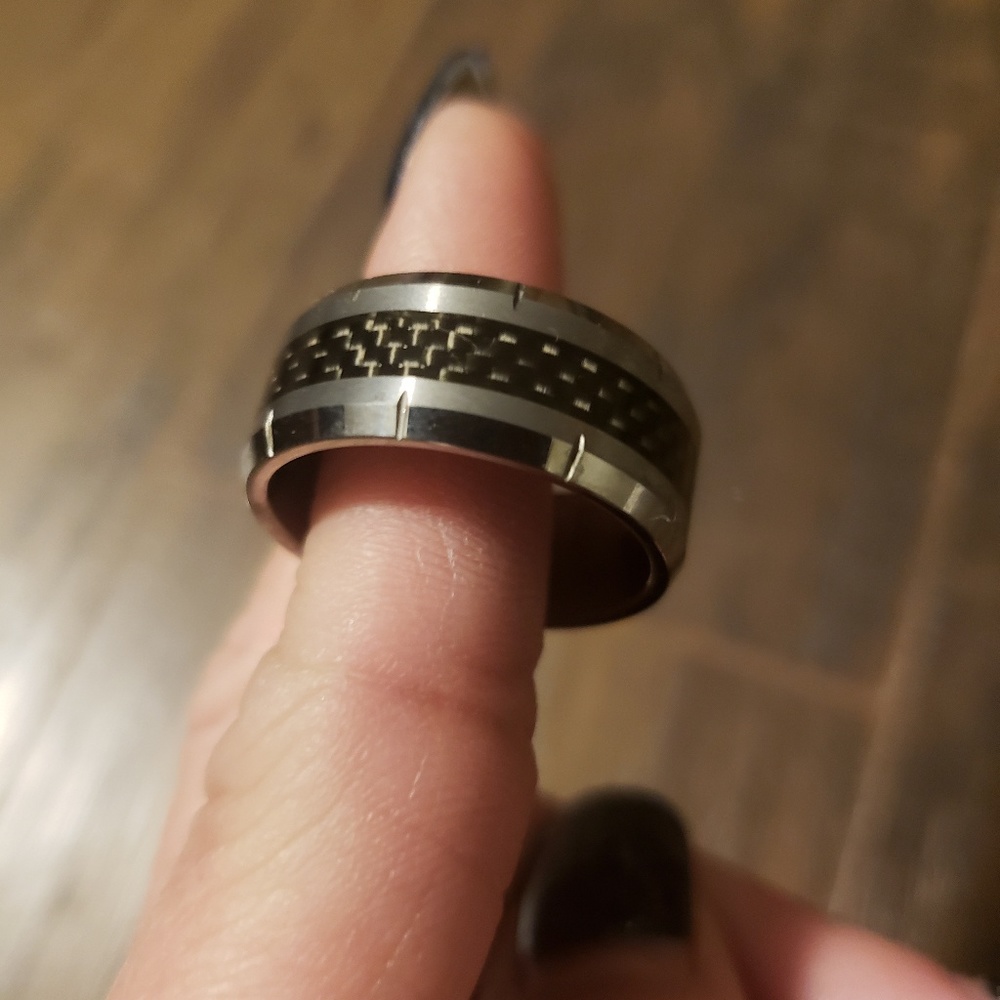 Beveled Carbon Fiber & Triton Tungsten ring